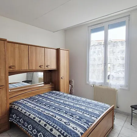 Maison Familiale Proche - 8 Pers. - Fr-1-879-34 Nyaraló *