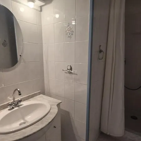 Дом отдыха Maison Familiale Proche - 8 Pers. - Fr-1-879-34 *